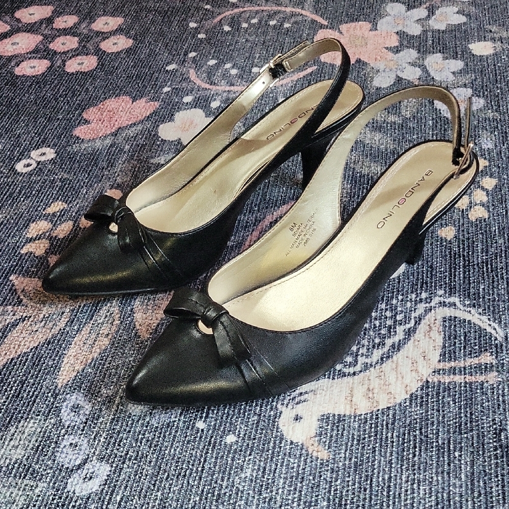 Bandolino Black Slingback Heels